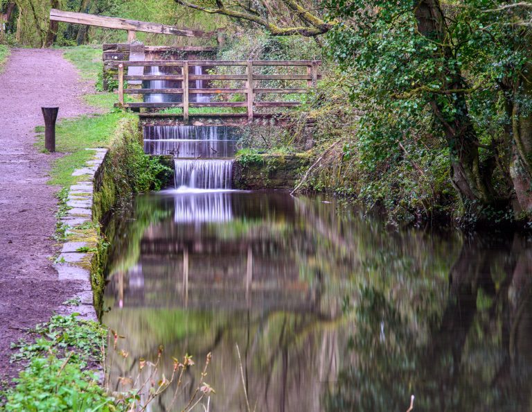 Lock cascade